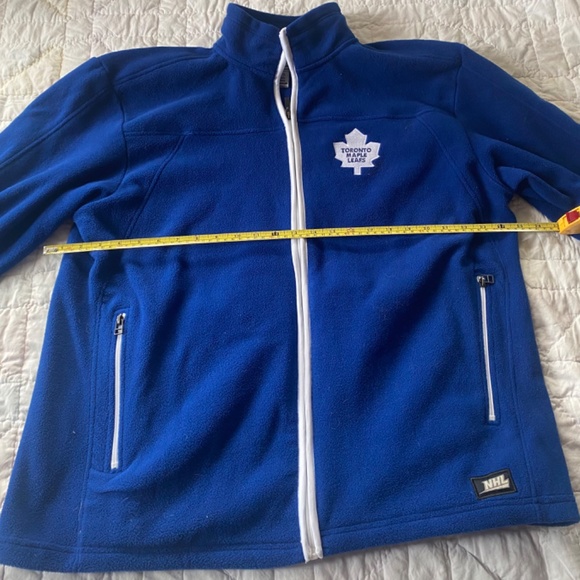 Vintage 90s Toronto Maple Leafs NHL Hockey Fleece Zip Sweater - Picture 4 of 5